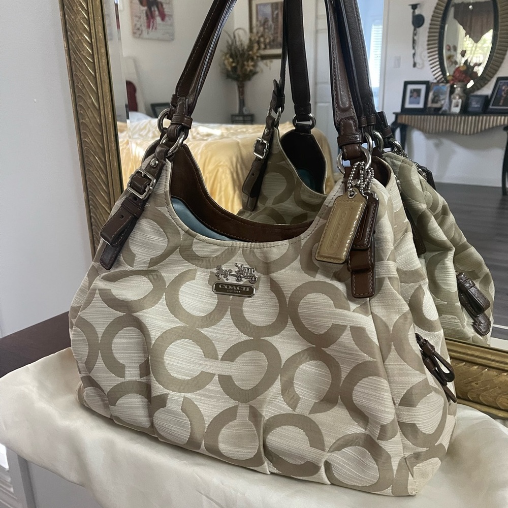 Coach handbag